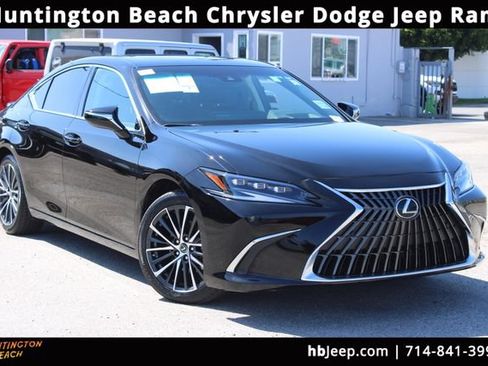 Used 2024 Lexus ES 300h w/ Premium Package FWD image 1