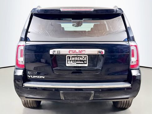 Used 2017 GMC Yukon Denali w/ Open Road Package image 5