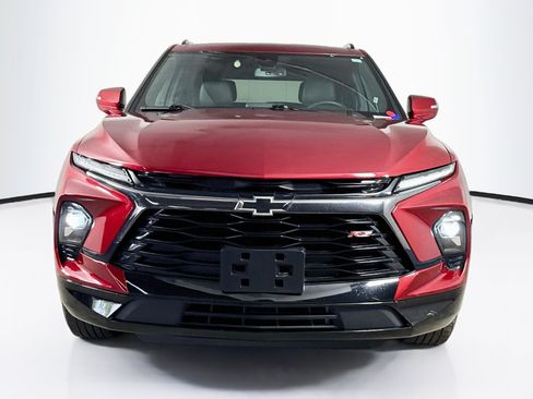Used 2025 Chevrolet Blazer RS FWD image 3