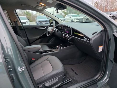 New 2026 Kia Niro Wind image 11