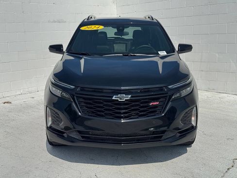Used 2024 Chevrolet Equinox RS w/ LPO, Floor Liner Package FWD image 8