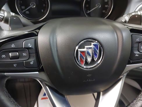 Used 2022 Buick Enclave Essence w/ Experience Buick Package AWD/4WD image 23