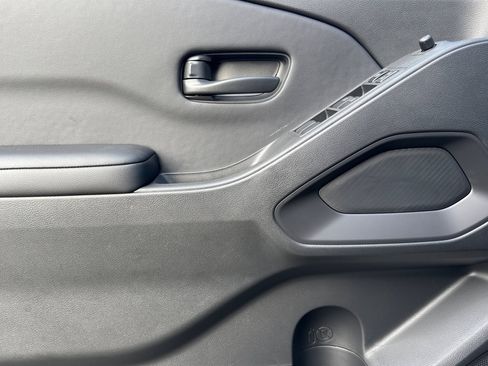 New 2026 Nissan Frontier SV w/ Tow Package image 8