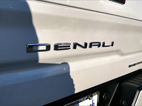 Used 2022 GMC Sierra 1500 Denali w/ Denali Premium Package image 25
