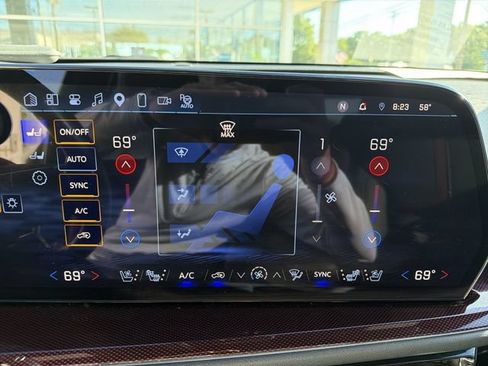 Used 2024 Chevrolet Traverse RS w/ LPO, Floor Liner Package AWD/4WD image 21