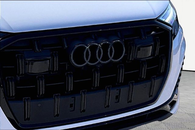 Used 2026 Audi Q7 2.0T Premium Plus w/ Premium Plus Package AWD/4WD image 29