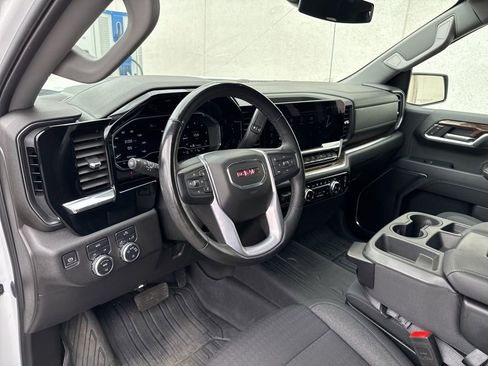 Used 2023 GMC Sierra 1500 SLE AWD/4WD image 12
