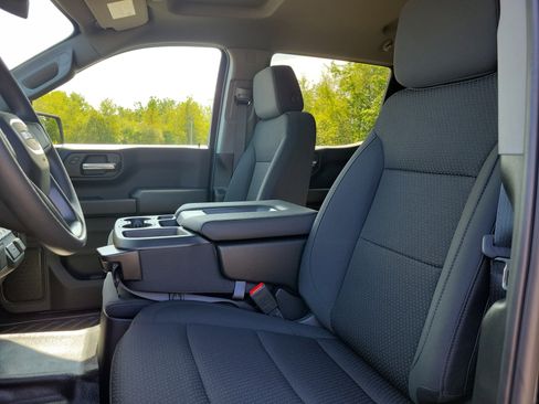 New 2026 GMC Sierra 1500 Pro w/ Pro Value Package image 4