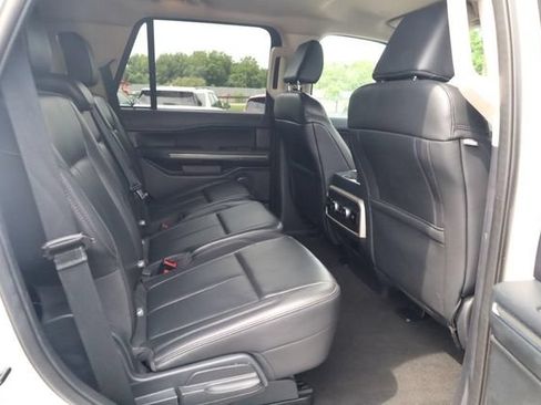 Used 2024 Ford Expedition XLT AWD/4WD image 22