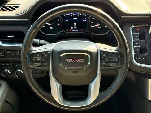 Used 2021 GMC Yukon XL SLT w/ SLT Luxury Package AWD/4WD image 11