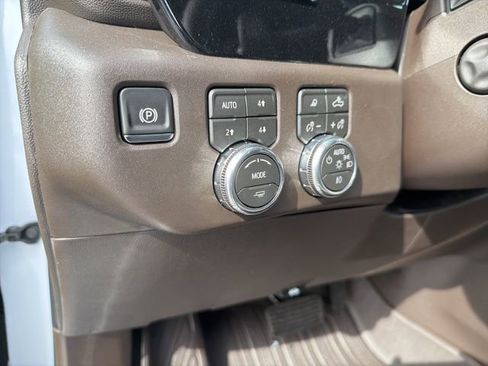 New 2026 GMC Sierra 1500 SLT w/ SLT Premium Plus Package image 17