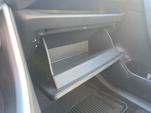 Used 2024 Toyota RAV4 XLE image 34