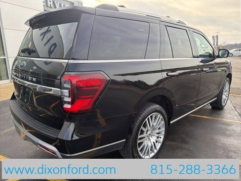 Used 2024 Ford Expedition Limited image 7
