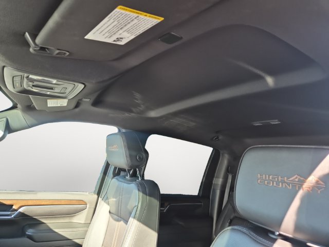Used 2024 Chevrolet Silverado 3500 High Country AWD/4WD image 12