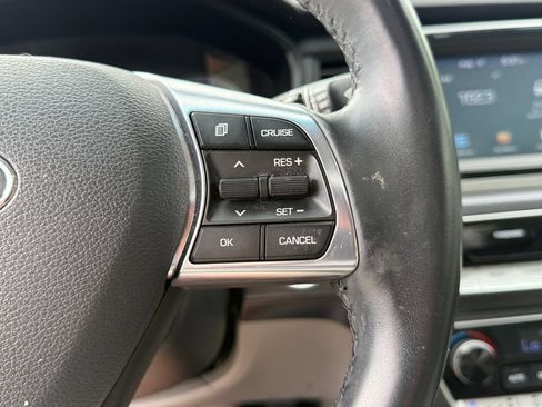 Used 2018 Hyundai Sonata Limited FWD image 19