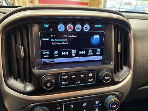 Used 2017 Chevrolet Colorado LT w/ LT Convenience Package image 25