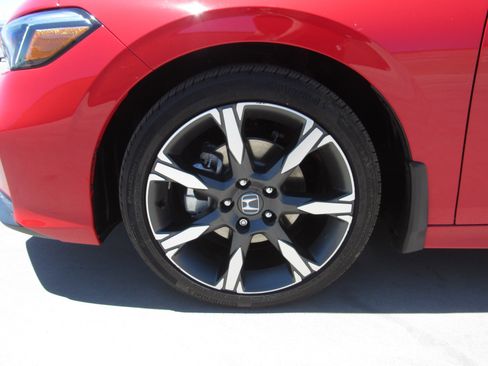 Certified 2025 Honda Civic Sport Touring image 4