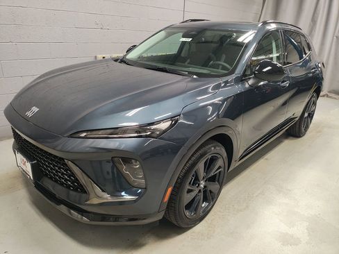 New 2026 Buick Envision Sport Touring image 18