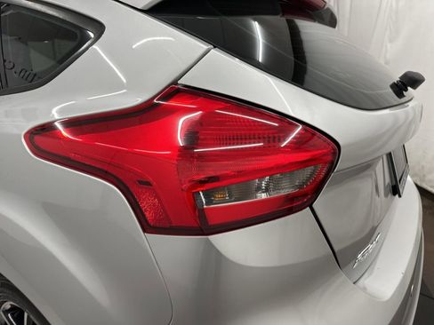 Used 2018 Ford Focus SEL FWD image 23