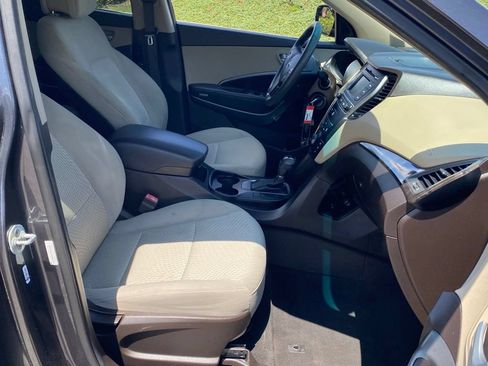 Used 2017 Hyundai Santa Fe Sport AWD/4WD image 17