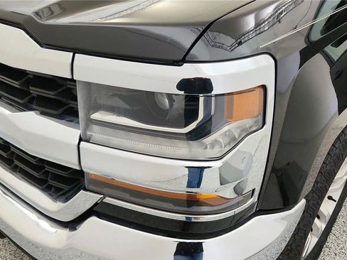 Used 2017 Chevrolet Silverado 1500 LT w/ All Star Edition RWD image 14