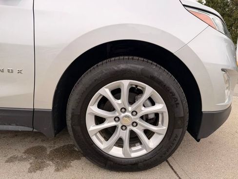 Used 2020 Chevrolet Equinox LT AWD/4WD image 11