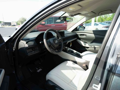 New 2025 Honda Accord LX image 8