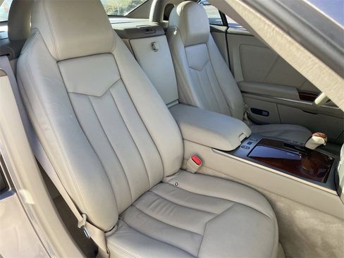 Used 2005 Cadillac XLR image 12