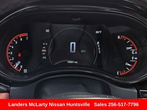 Used 2022 Dodge Durango R/T w/ Blacktop Package RWD image 29