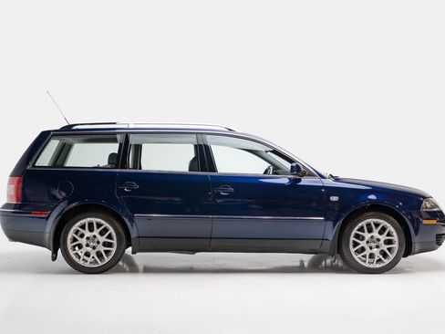 Used 2004 Volkswagen Passat W8 AWD/4WD image 7
