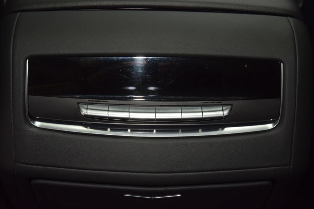 Used 2024 Cadillac Escalade Sport w/ Touring Package AWD/4WD image 47