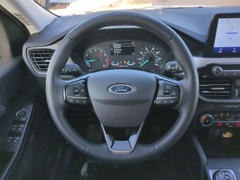 Certified 2022 Ford Escape SE w/ Cold Weather Package image 22