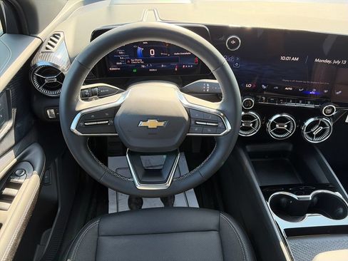 New 2026 Chevrolet Blazer EV LT FWD image 12