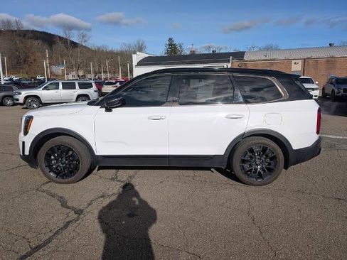 Used 2022 Kia Telluride SX w/ SX Prestige Package image 8