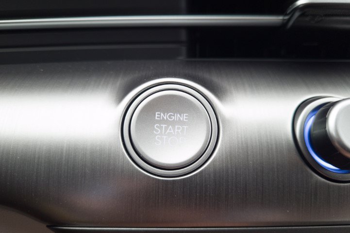 New 2027 Hyundai Kona SE FWD image 30