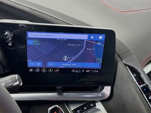 Used 2023 Chevrolet Corvette w/ Z51 Performance Package image 8