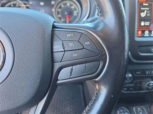 Used 2021 Jeep Cherokee Trailhawk w/ Trailer Tow Group image 24