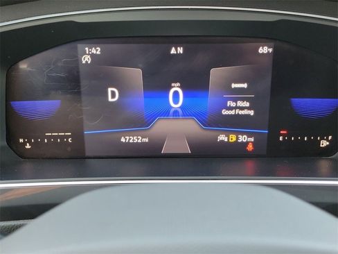 Used 2022 Volkswagen Tiguan SE image 20