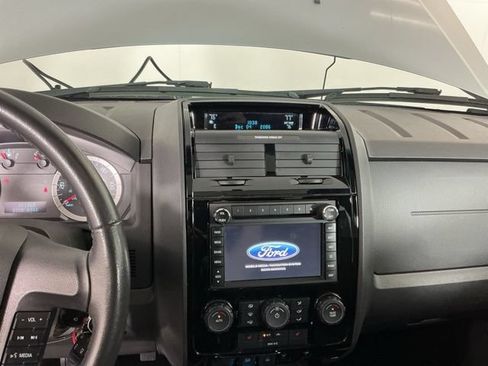 Used 2012 Ford Escape Limited AWD/4WD image 18