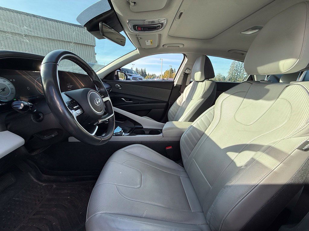 Certified 2023 Hyundai Elantra Limited w/ Cargo Package FWD image 12