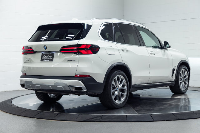 Used 2026 BMW X5 xDrive40i AWD/4WD image 10