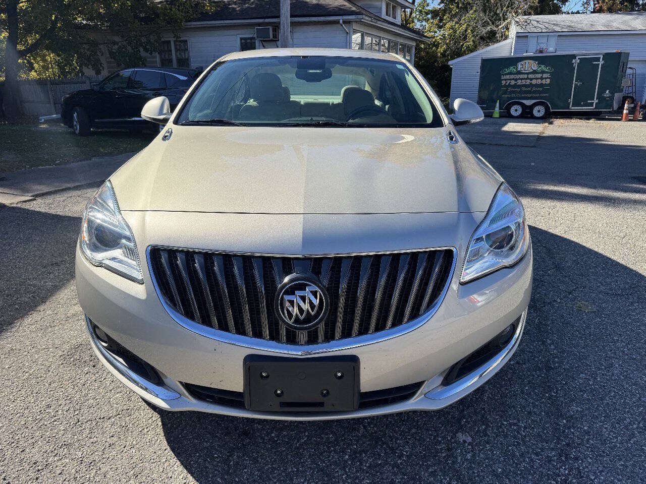 Used 2015 Buick Regal AWD image 2