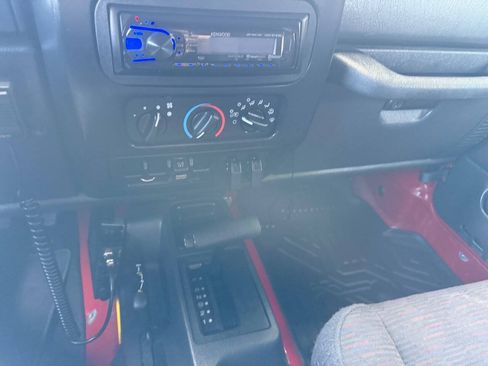 Used 2003 Jeep Wrangler Sport AWD/4WD image 28