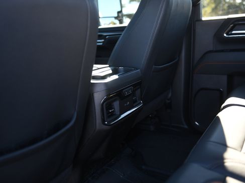 Used 2024 GMC Sierra 2500 AT4 w/ Technology Package image 21