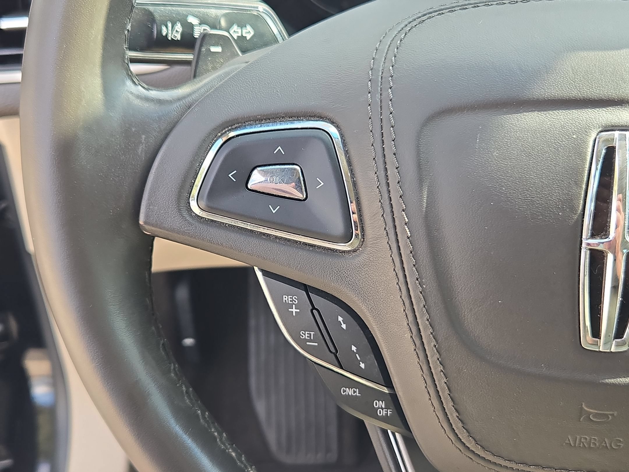 Used 2019 Lincoln MKZ Reserve w/ Reserve Plus Package AWD/4WD image 19