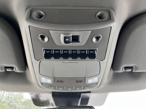 Used 2021 Ford F250 Lariat image 29