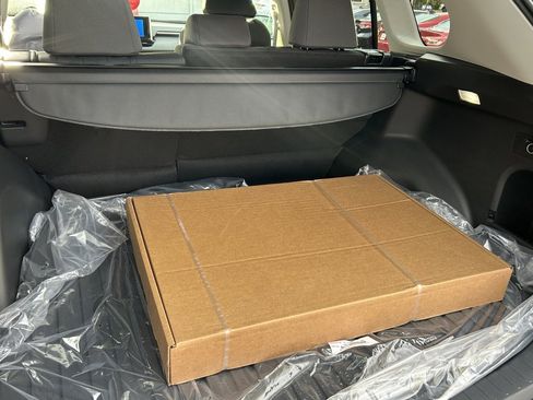 Used 2025 Toyota RAV4 XLE image 10