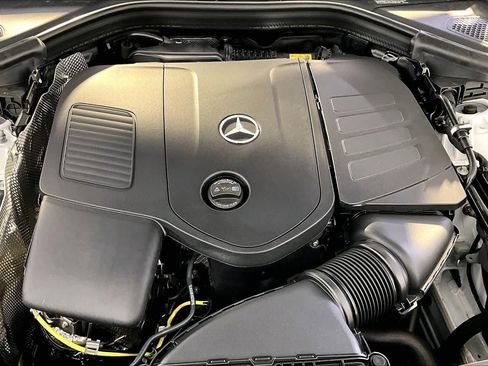 New 2026 Mercedes-Benz GLC 300 4MATIC image 14