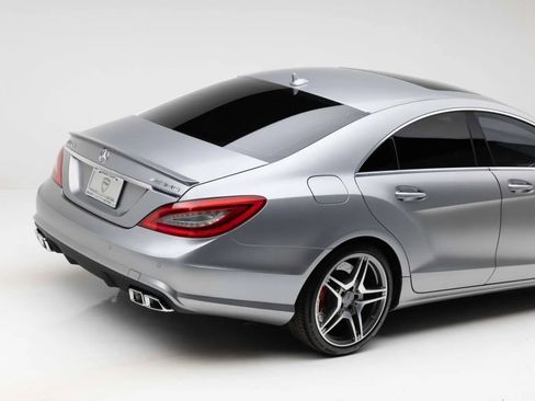 Used 2012 Mercedes-Benz CLS 63 AMG image 24
