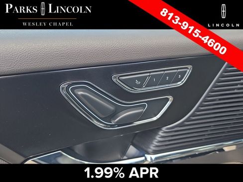 Used 2022 Lincoln Corsair FWD w/ Premium Package image 17
